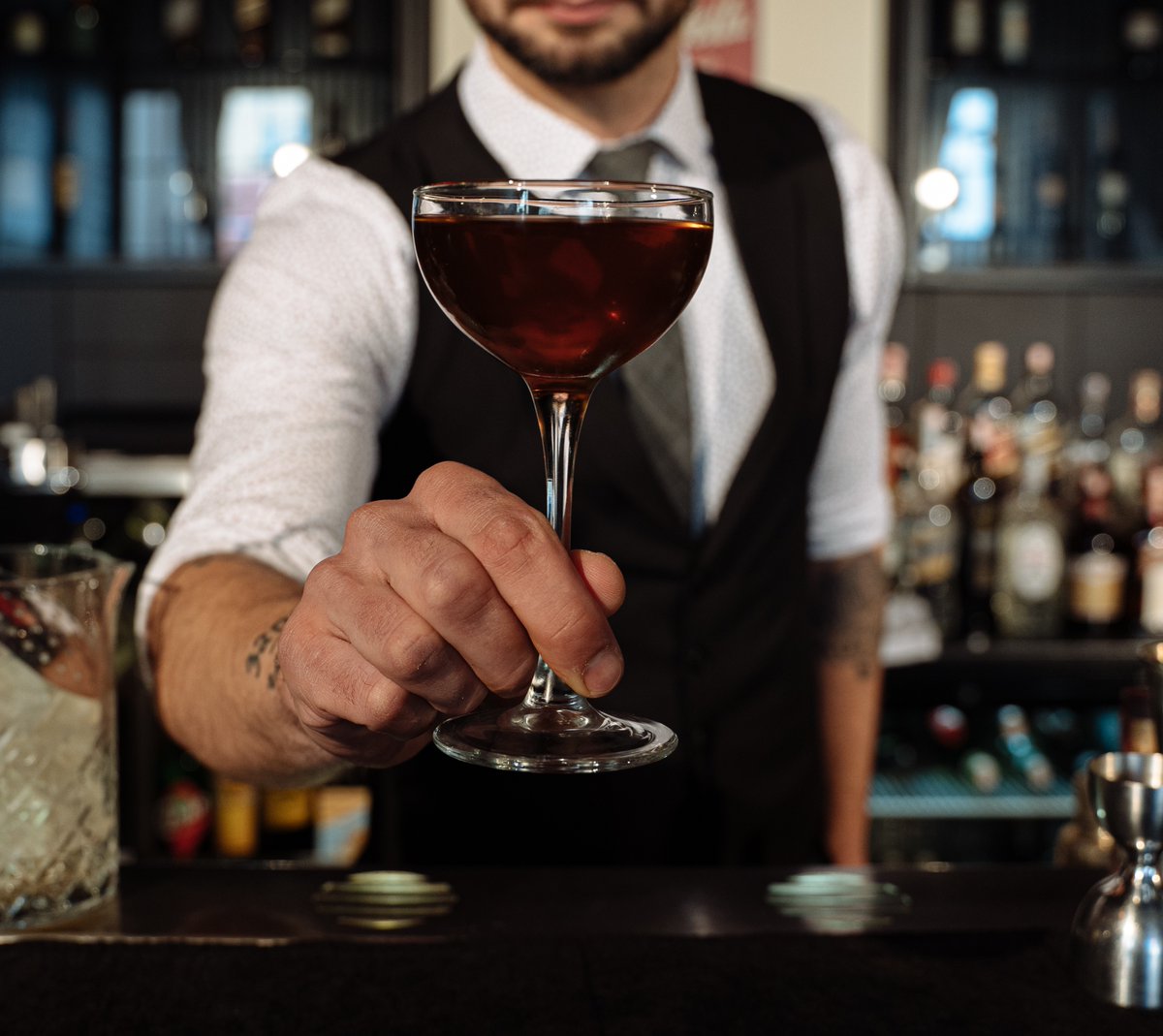 ¿Pensando propósitos para Año Nuevos?
Disfruta de cada día como si fuera el último, así obtendrás lo mejor de este
#Martinete #copas #drinks #afterwork #glasses