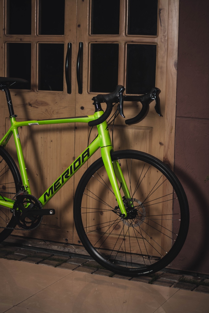 mastermindbikes's tweet photo. Merida Scultura 200

Merida is a Taiwan-based company headquartered in Germany. It is a very established brand with a lot of trust and a name in the cycling community.⁠
⁠
#Roadbikes#merida#mastermindbikes#mastermindbicyclesstudio#mastermindtri#meridascultura#cycling#cyclist# https://t.co/yJVqeQBIkM