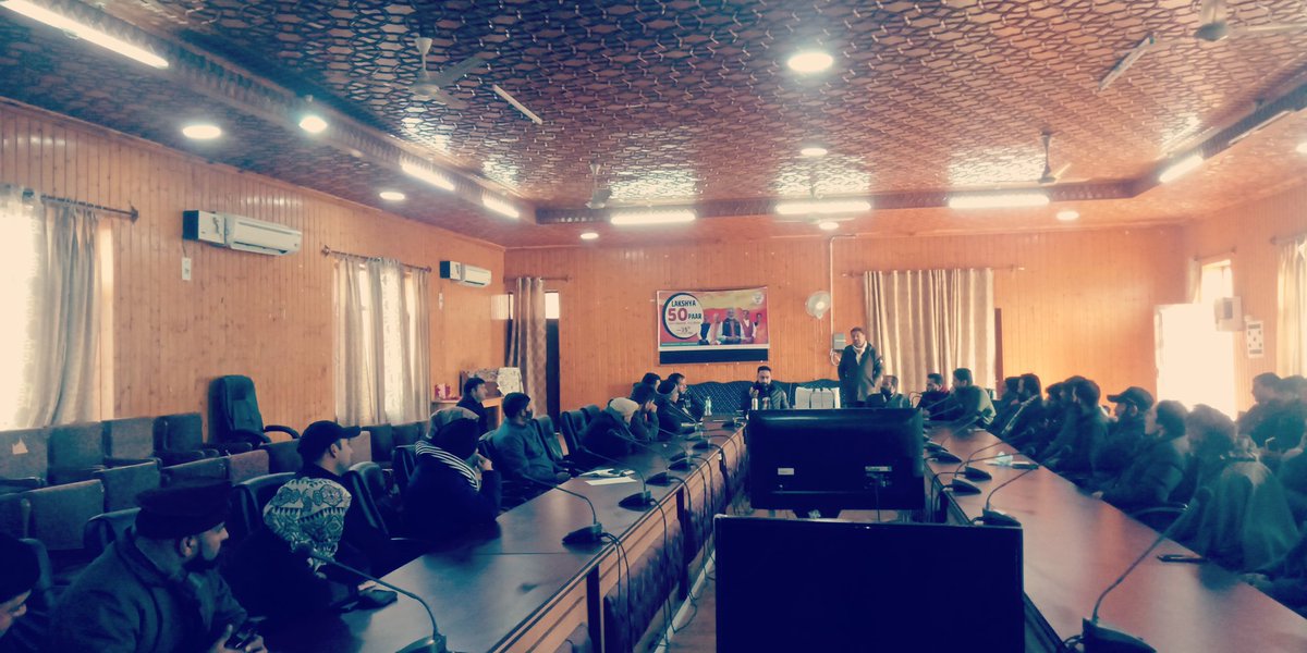 Bjp4baramulla's tweet photo. Ｓｕｎｄａｙ,
              ²⁵ ᴰᵉᶜᵉᵐᵇᵉʳ ²⁰²²

🇹​​​​​🇴​​​​​🇩​​​​​🇦​​​​​🇾​​​​​, ᵒⁿ ²⁵ ᴰᵉᶜᵉᵐᵇᵉʳ ²⁰²²⸴ Bharatiya Janata Party held a programme at Dak Bungalow Baramulla under the aegis of Party's North Kashmir Incharge, Mudasir Ahmad Wani and.... https://t.co/zU99dNNEhv
