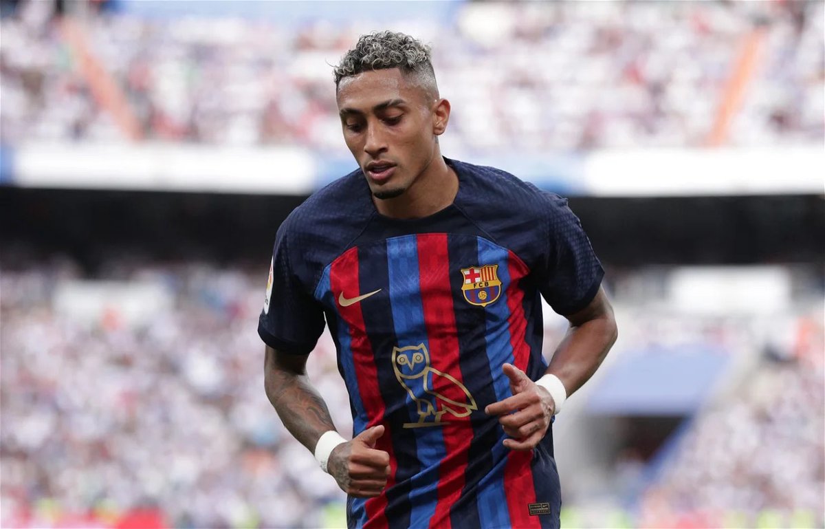 🚨 El Barça contempla la posibilidad de poner a Raphinha en el mercado durante el próximo verano‼️(<a href="/relevo/">Relevo</a>) #FCBlive 

🤔 ¿Qué debería hacer el club? 👇
🔁 VENDERLO
♥️ QUEDÁRSELO