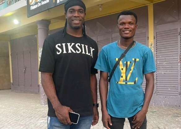 KellyOtoo's tweet photo. Much love bro , keep on pushing https://t.co/ssfeymX6FE