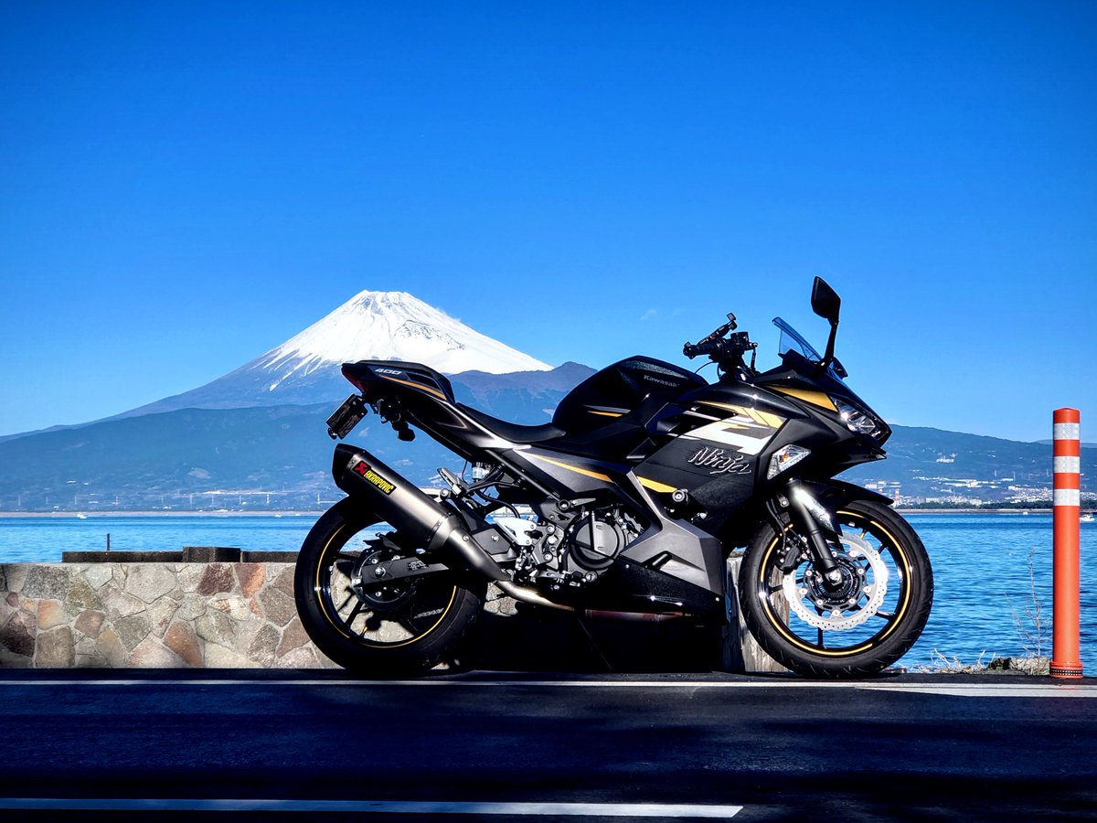バイク×富士山 やっぱ富士山は雪ありがいい