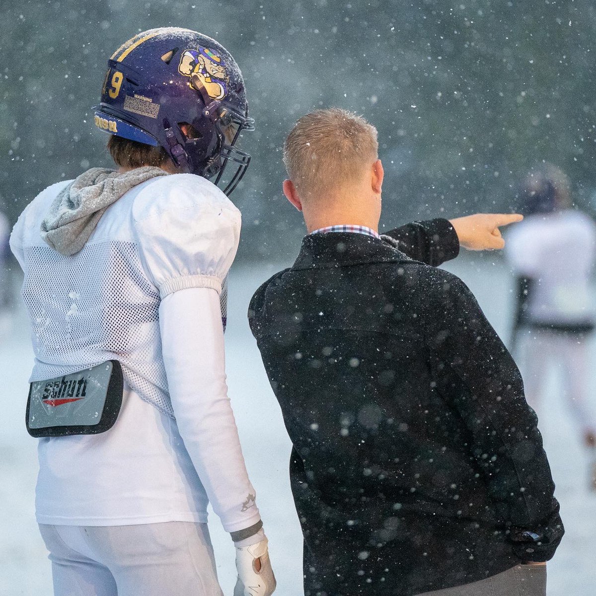 VC Football 🏈 (@vcfootball) on Twitter photo Wishing you all a Merry Christmas and Happy Holidays!
- VC FOOTBALL FAMILY
#ringszn
<a href="/Bryanchiu68/">Bryan Chiu</a> <a href="/vcfootball/">VC Football 🏈</a> <a href="/VCIrishSports/">Vancouver College Athletics</a> <a href="/VanCollegeNews/">Vancouver College</a> <a href="/RonTurn25193205/">Ron Turner</a> <a href="/BTaggartED/">Brian Taggart</a> Wishing you all a Merry Christmas and Happy Holidays!
- VC FOOTBALL FAMILY
#ringszn
<a href="/Bryanchiu68/">Bryan Chiu</a> <a href="/vcfootball/">VC Football 🏈</a> <a href="/VCIrishSports/">Vancouver College Athletics</a> <a href="/VanCollegeNews/">Vancouver College</a> <a href="/RonTurn25193205/">Ron Turner</a> <a href="/BTaggartED/">Brian Taggart</a>