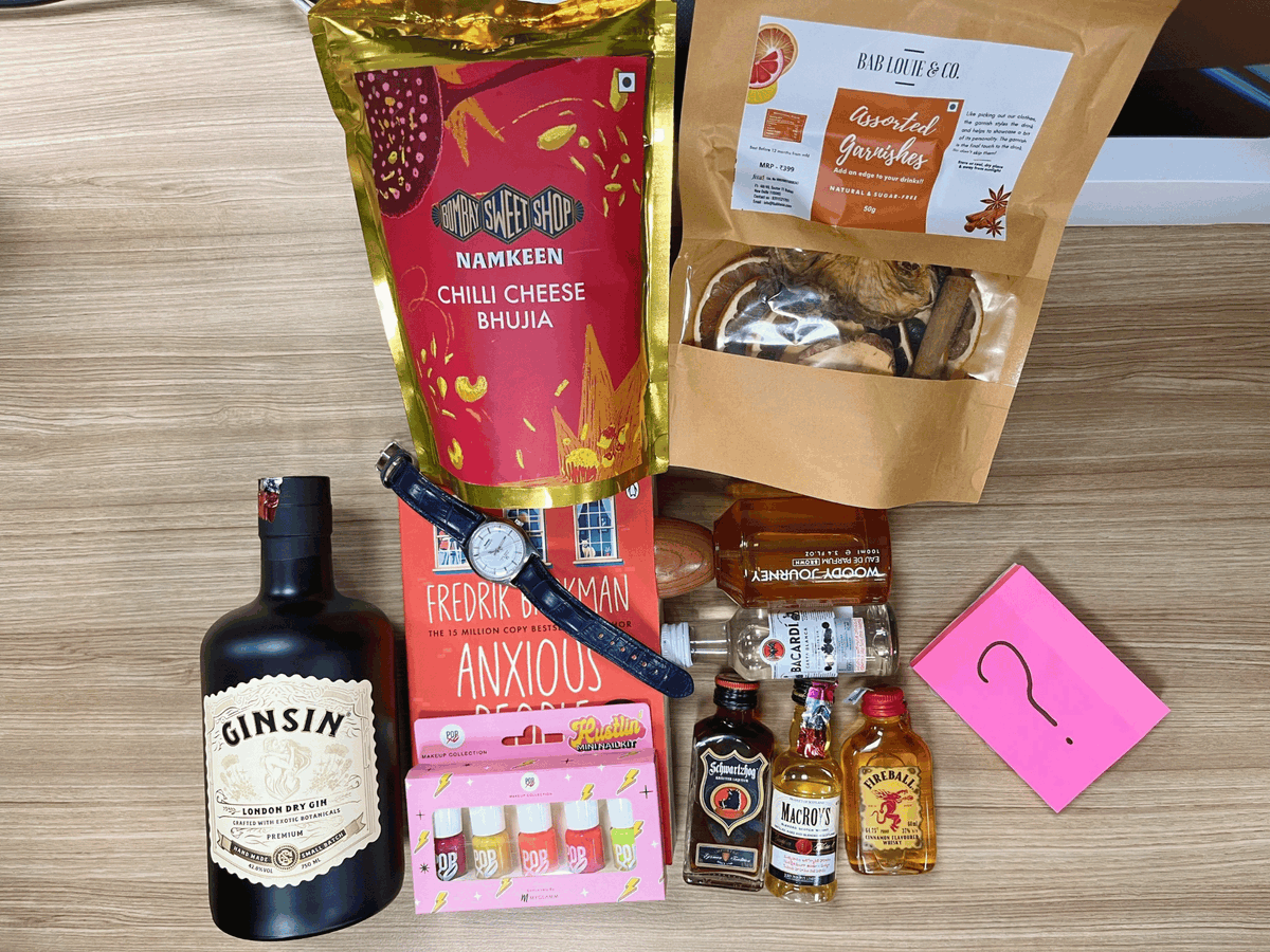 MutualMobile's tweet photo. Is it really Christmas at work without Secret Santas and surprise presents? 🎁 💝

#Christmas2022 #Mutualmobile https://t.co/JUEH1heA0r