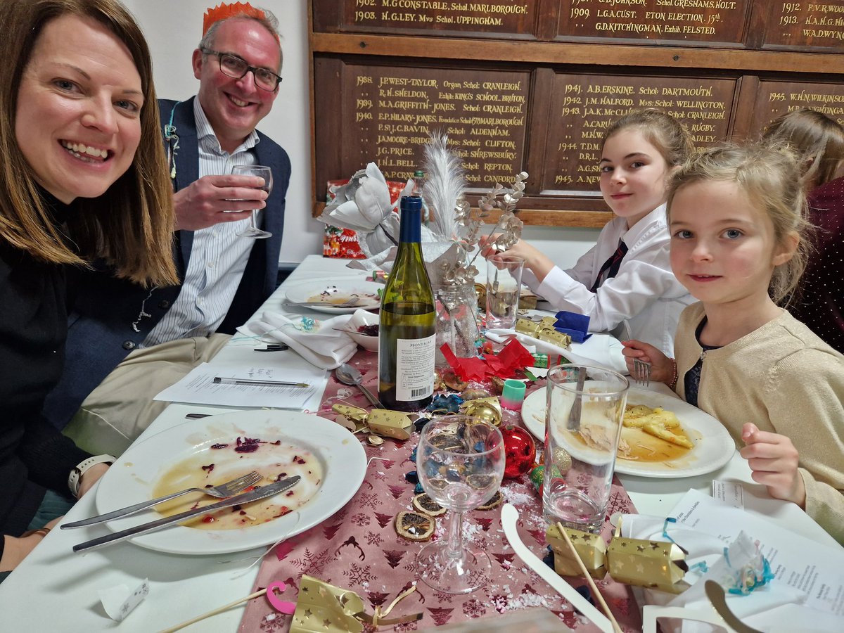 And, just like that, Christmas <a href="/stgwindsor/">St George's School Windsor Castle</a> #windsorcastle, comes to an end. Two sell-out concerts, two beautiful Carol services, Midnight Mass and two services today. Plus lunch for 100 hosted at school. Proud of what these youngsters do day in, day out. <a href="/CSAChoir/">CSA Choir Schools</a> <a href="/GoodSchoolsUK/">The Good Schools Guide</a>