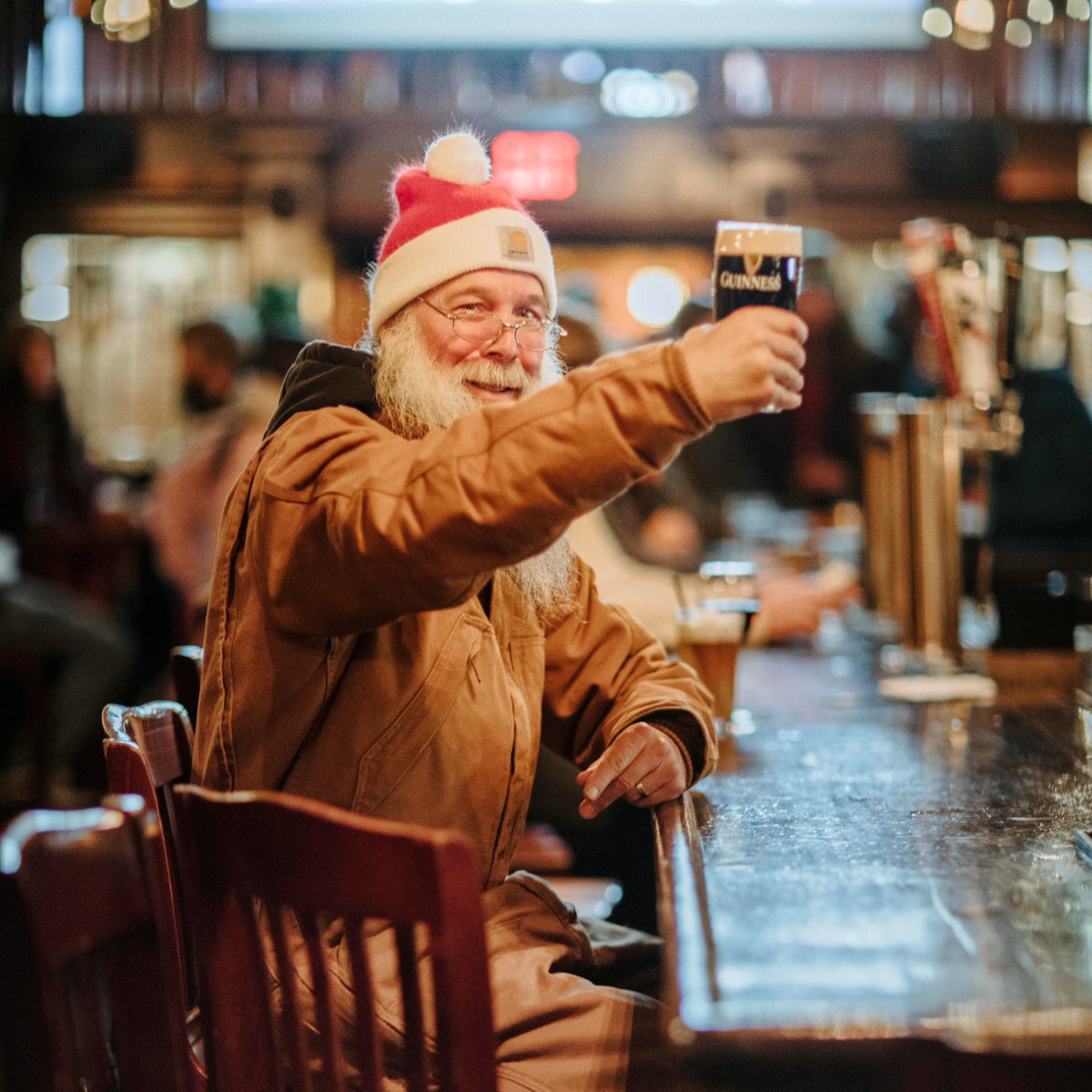 Carhartt's tweet photo. Job well done, Santa. 
You deserve a cold one.  

#Carhartt https://t.co/yPzxfPc1DZ
