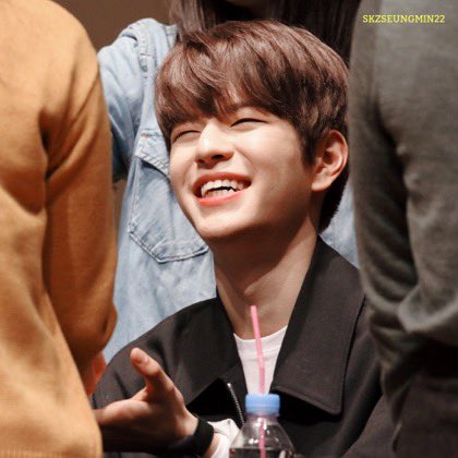 minunivers's tweet photo. you have succeeded in your life if seungmin looks at you like that with his big smile ☹️ https://t.co/PKWoKYiwrF