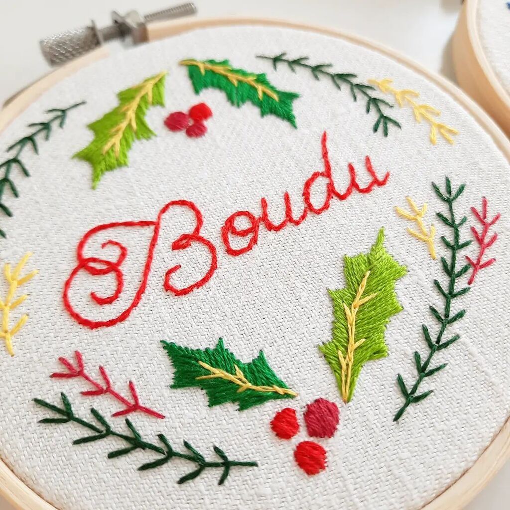 And last year's Christmas projects were the Boudu and Macarel hoops.
.
.
.
.
#embroidery #handmade #stitchersofinstagram  #embroideryinstaguild  #menwhostitch #benhybradshawcostello #ilovedmc #dmcthreads #boudu #noel #carcassonne instagr.am/p/CmmXwkgN4g-/