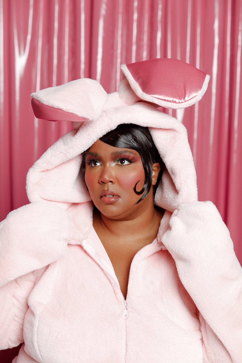 LIZZO tweet media