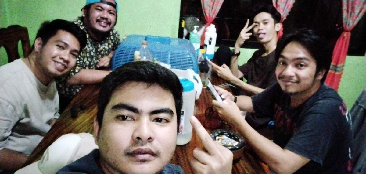 makoiiiiiiiiiii's tweet photo. Salamat kaayo ninyo bisag busy kaayo mos mga work gahinan ko ninyo oras ug bisita aris balay if maka uli mog Hilongos. ๐ฅฐ๐ค Unta sa sunod tapok completo nata. ๐ค๐ #HSBarkada #Incomplete
๐ธ: @pankoiofficial https://t.co/JsMvat8MsR