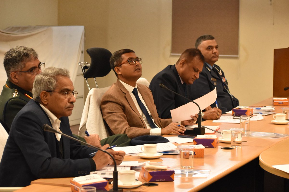 DMNewDelhi's tweet photo. Meeting of #NewDelhiDistrict #DisasterManagementAuthority was held on 21.12.22 &amp; members were directed to gear up for better preparation &amp; resource mobilisation including preparing #DisasterManagementPlan #DMP of all major installations. @divisionalcomm3 @LtGovDelhi @CMODelhi https://t.co/XmPcHeyjlw