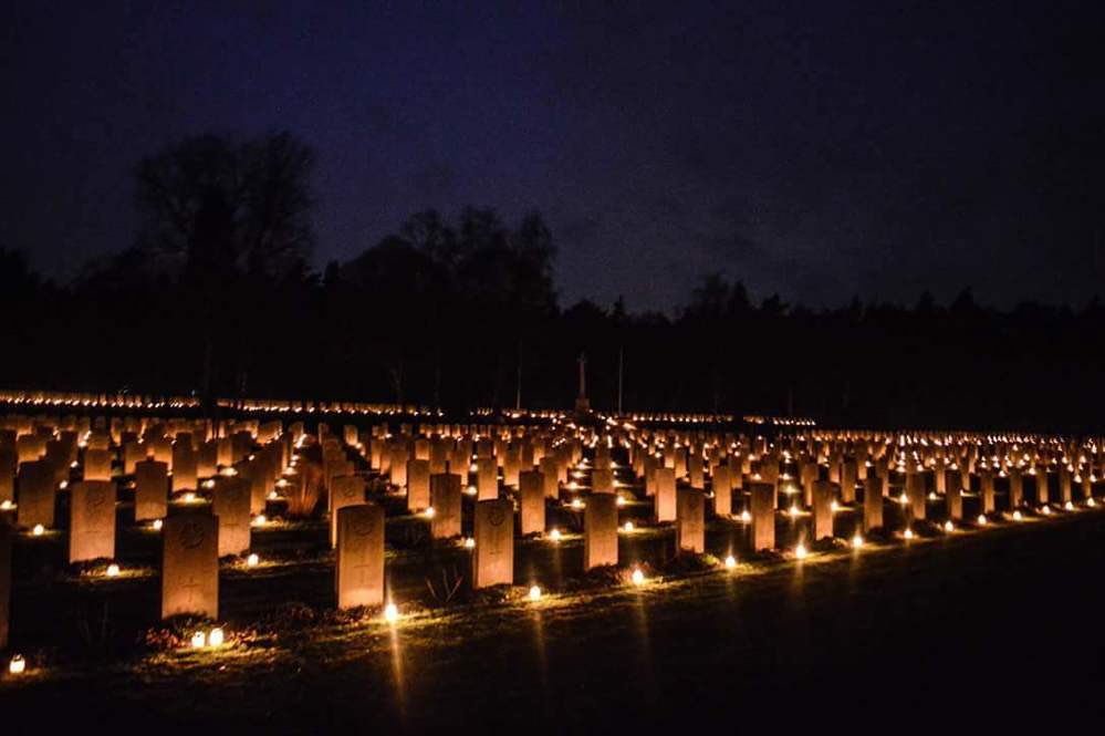 Once again on Christmas Eve in the Netherlands, school children laid candles at the graves of fallen Canadian soldiers in the Holten Canadian War Cemetery. Those soldiers gave their lives to help free the country in WWII and will never be forgotten.