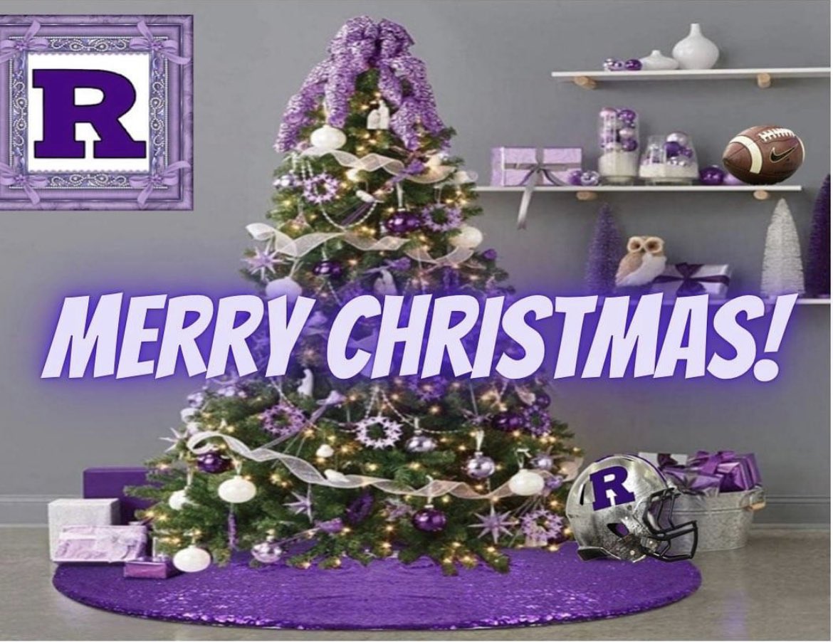 RiversideFootb2's tweet photo. One more time!!! #FAMILY#ittakeswhatittakes #builtwithtoughness #drivenbycharacter #rollpirates #WeR #Rway https://t.co/GNbsPDNpno