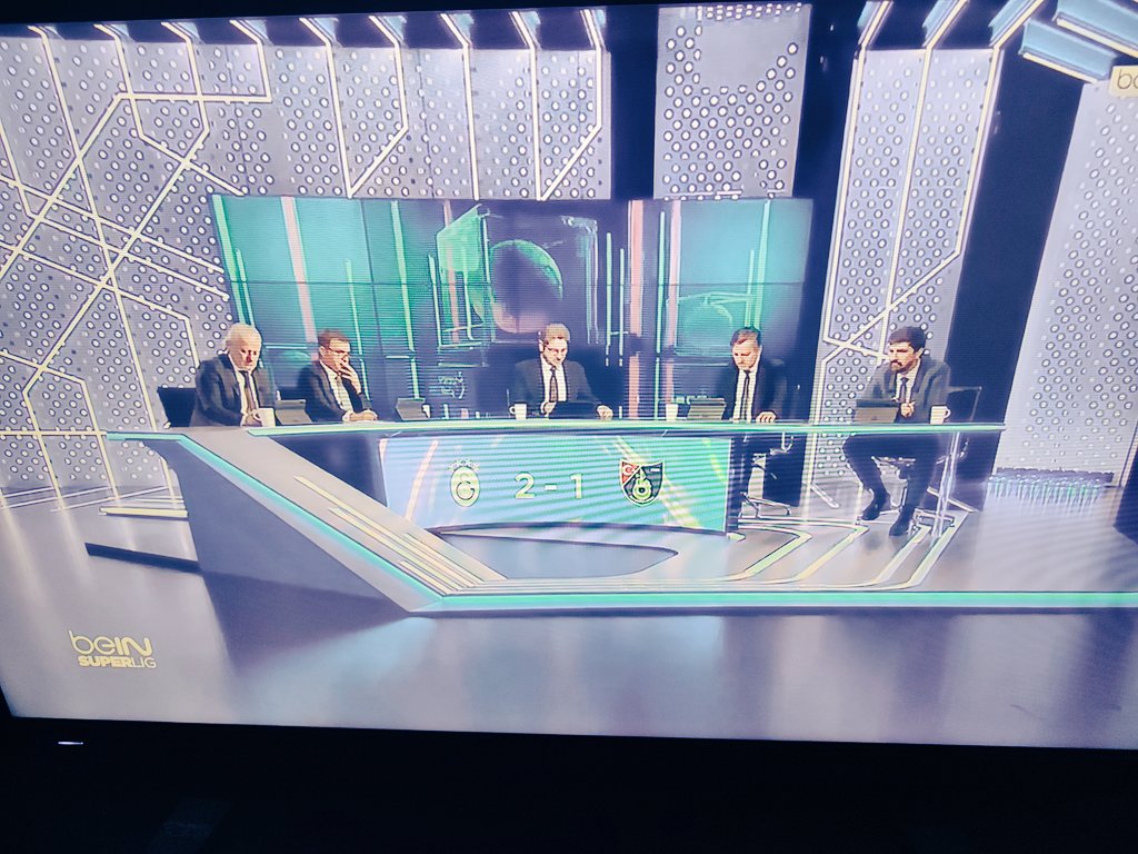 Skora bakmama gerek yok. Alayınız bu kadar üzgünse... Galatasarayım kazanmıştır.