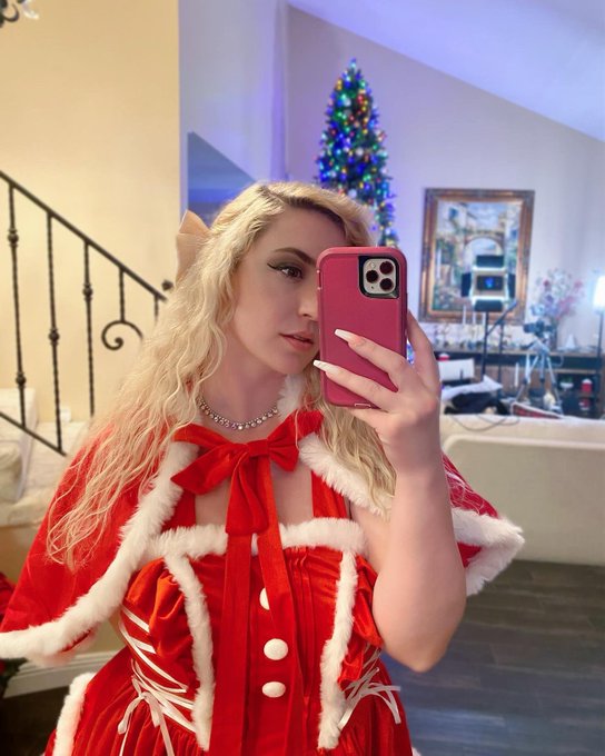 Merry Christmas !!🎄🎁✨💕 https://t.co/ZC1nh98sJU<a href="/tag/asmr"class="tags"><span>#asmr</span></a>