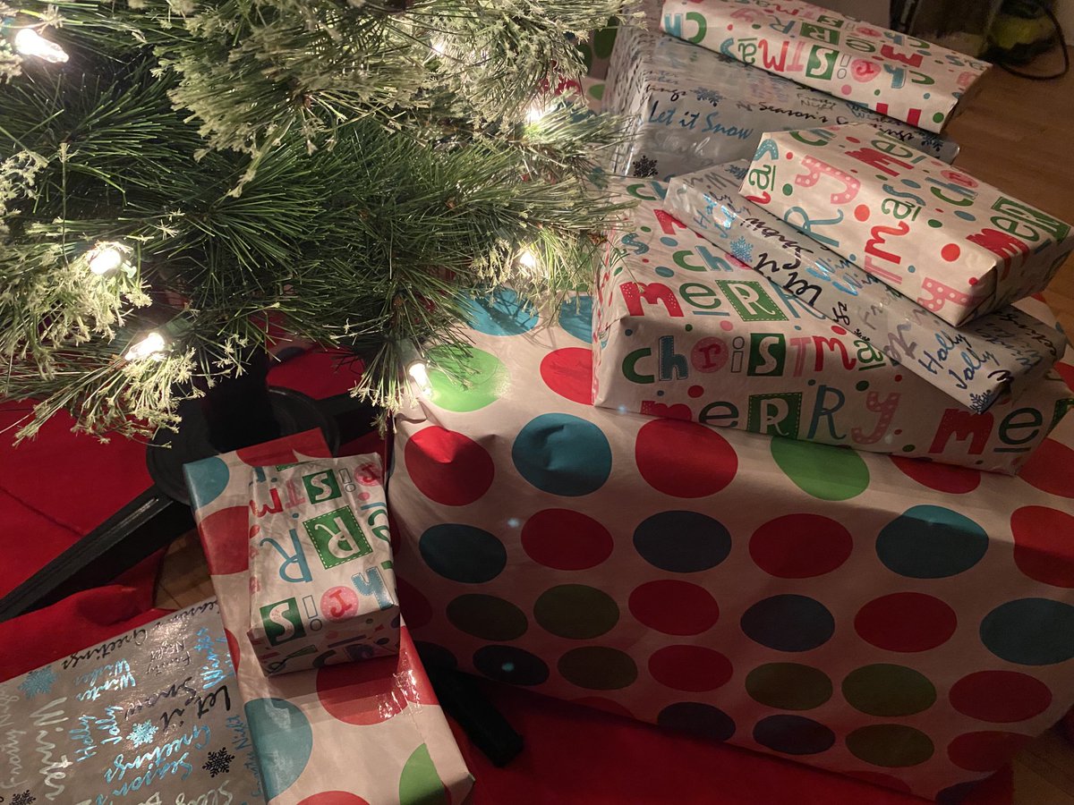 祝大家节日快乐！🧑‍🎄🎄