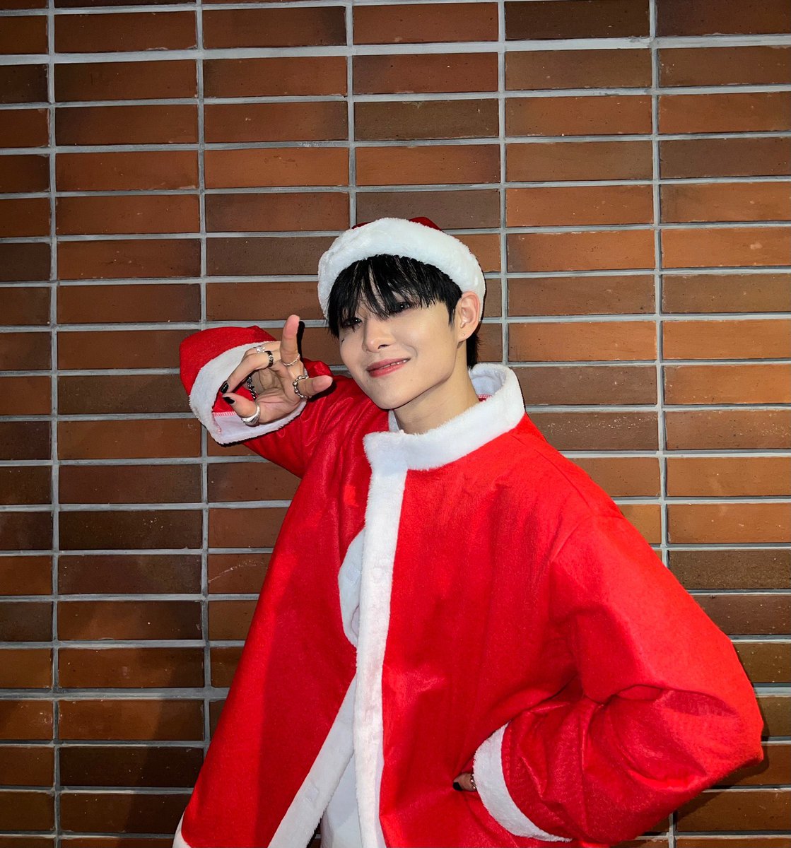 Merry Christmas from Santa-Hoon 🎅🏻