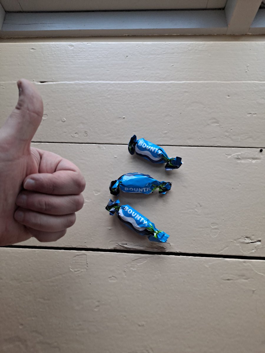 Hegemoonia tweet media