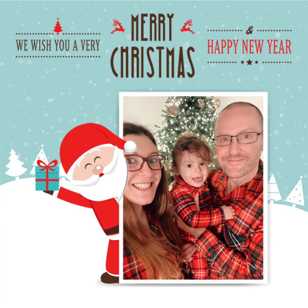 Wishing everyone a very Happy Christmas and a great year ahead! David, Sofia and Sebi Barker 😊🎄🎉
