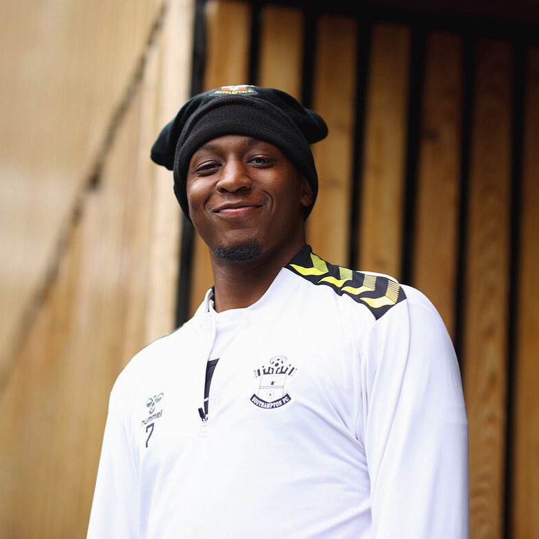 J_Aribo19's tweet image. Merry Christmas everyone, have a blessed day with all your loved ones. 🎄🙏🏾❤️