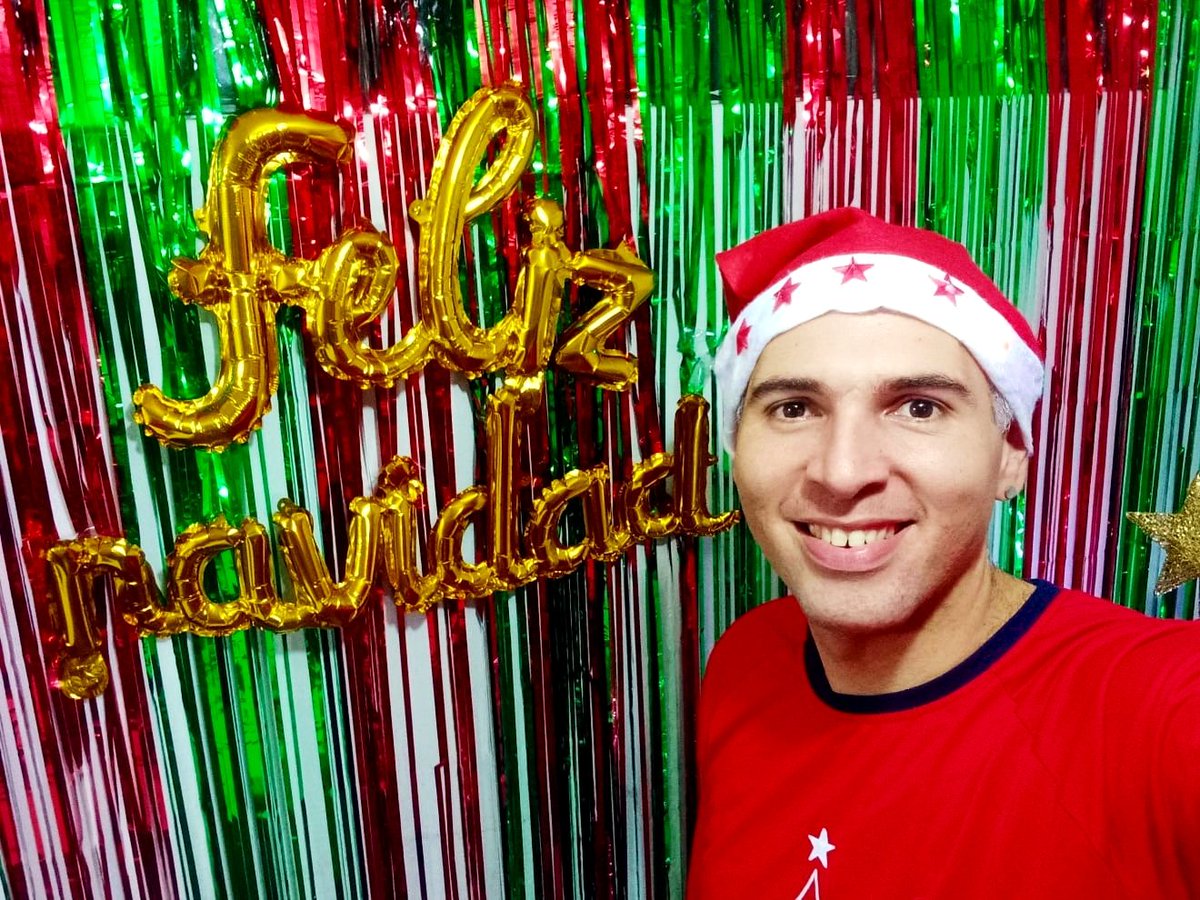 Que la Navidad sea un símbolo de amor y de paz en el corazón de todos. ¡Feliz Navidad!

#FelizNavidad #Navidad2022 #Familia #Compartir #Nochebuena #Cena #XMas #MerryChristmas #Chirstmas2022 #Hohoho #LastNight #24December #🎄 #🎅 #FelizNatal #JoyeuxNoël #Smile #Happy  #Lima