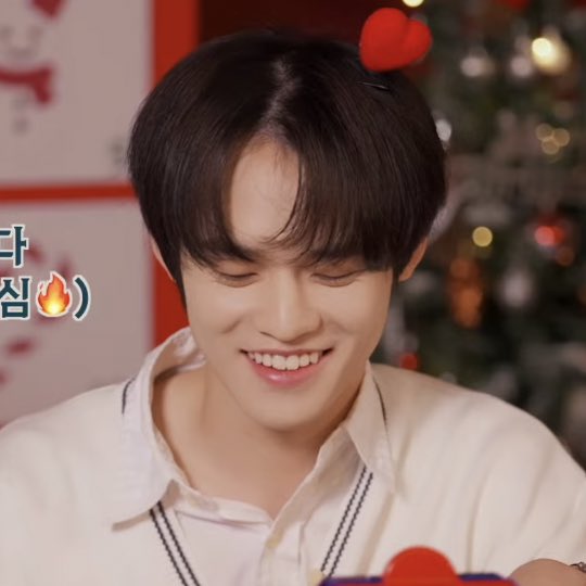 เอ้า นึกว่าภาพเดียวกันแต่กิ๊บคนละอัน