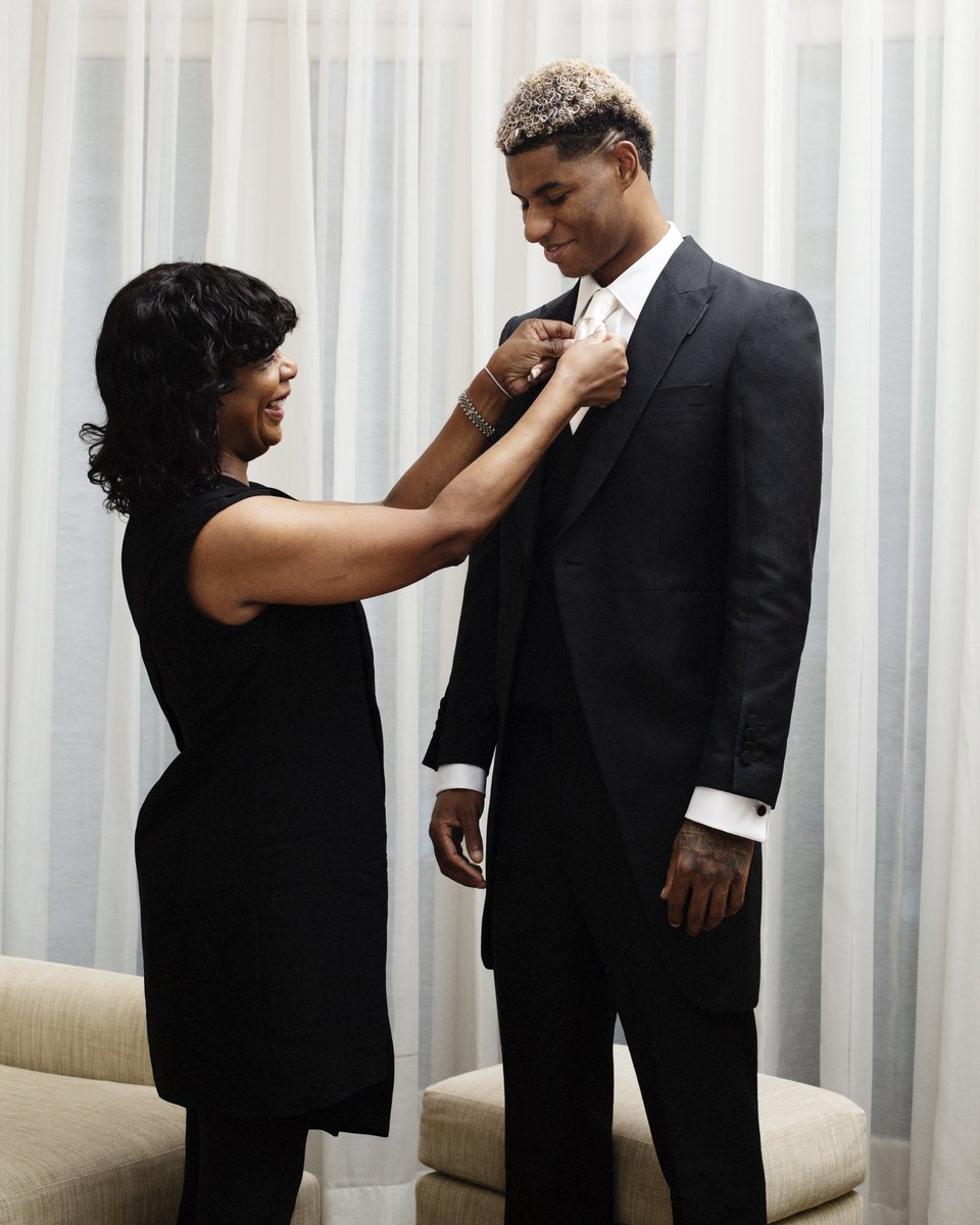 twotimesaguy's tweet photo. No true Manchester United fan should pass this post without liking or retweet.

Sir Marcus Rashford and his beautiful mum. ❤️🌹 https://t.co/GEilz84YI0