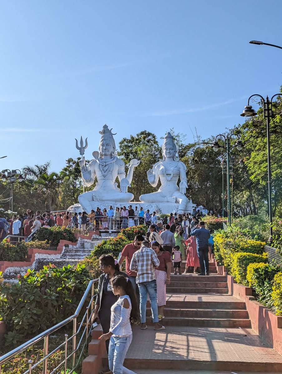 ePandu's tweet photo. Love coming to Vizag. Such a clean and beautiful city. #shotonpixel #Pixel7 https://t.co/1urdCUOTem