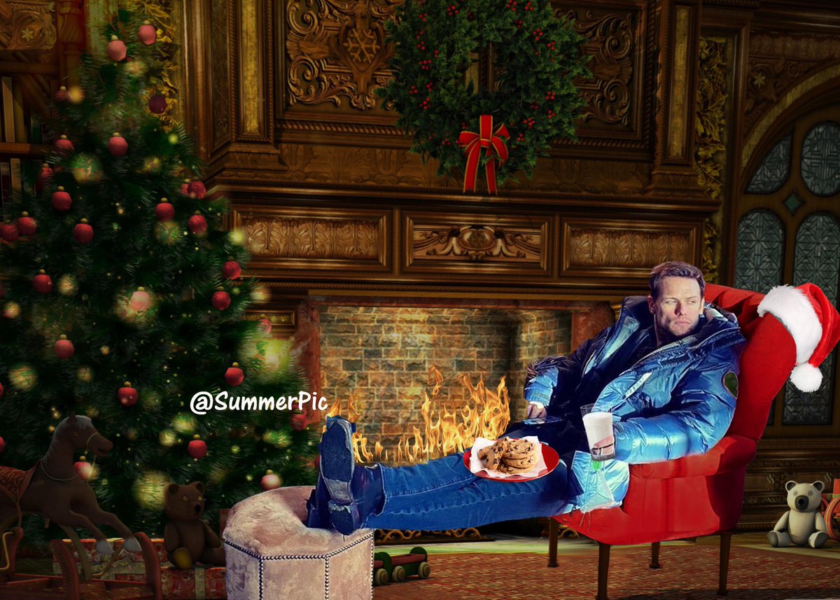SummerPic's tweet photo. #SantaSam relaxing after a hard nightโs work and enjoying some of the treats he picked up along the route! Merry Christmas #Outlander fans! โค๏ธ๐โค๏ธ๐
@purpleiris13 @10MinDQ @barbaramills1 @beachcrazy70 @GreatLaugh @JGreen116 @Pennyyo79 @ClarenceFraser @ClanHeughan @LeanneLombardo https://t.co/XFwG4mdTCR