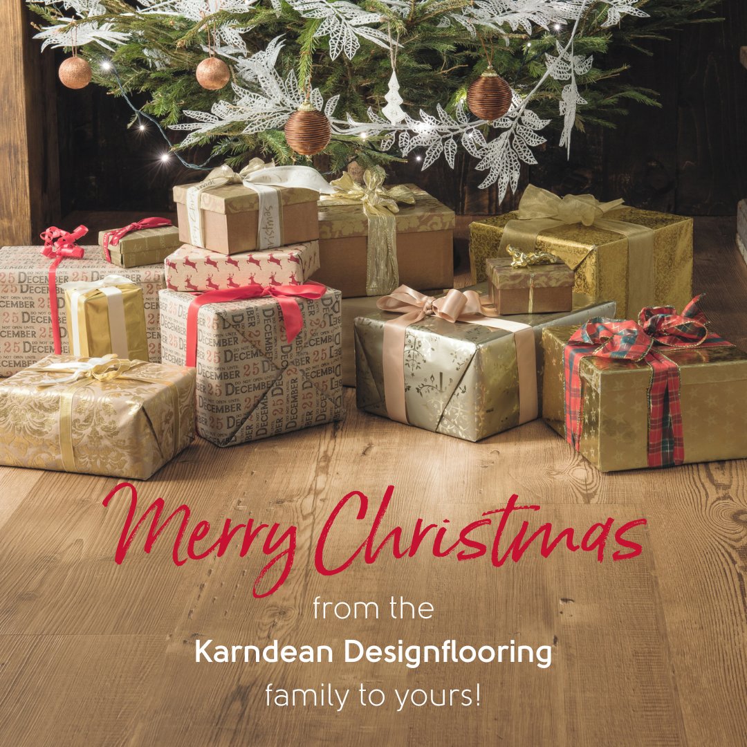 Wishing all of our followers a very Merry Christmas! 🎄 🎁 🎄 

📷: Reclaimed Heart Pine LLP305