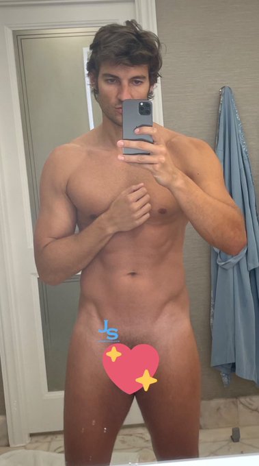 Prefer clothing optional. Check my site for more. https://t.co/VnvHTFjGDA