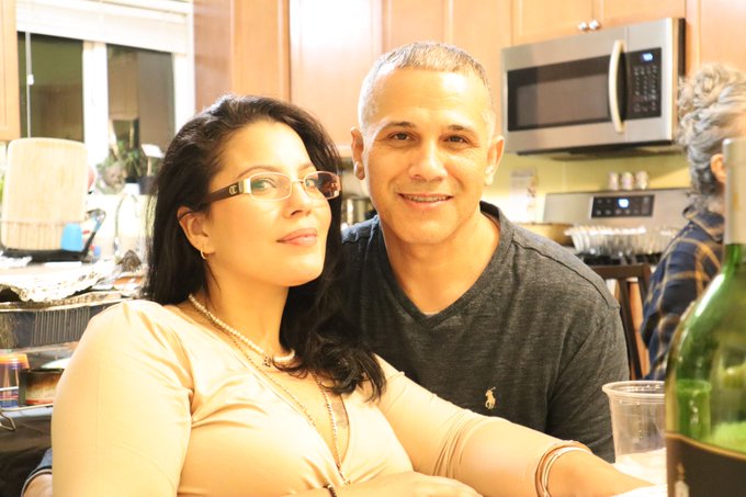 Happy Holidays! https://t.co/I82OLybAZI