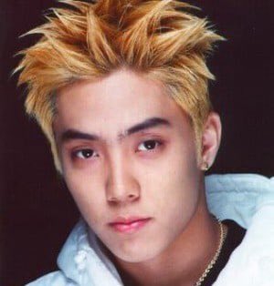 크리스마스 1분 남았으니까 금발 은지원