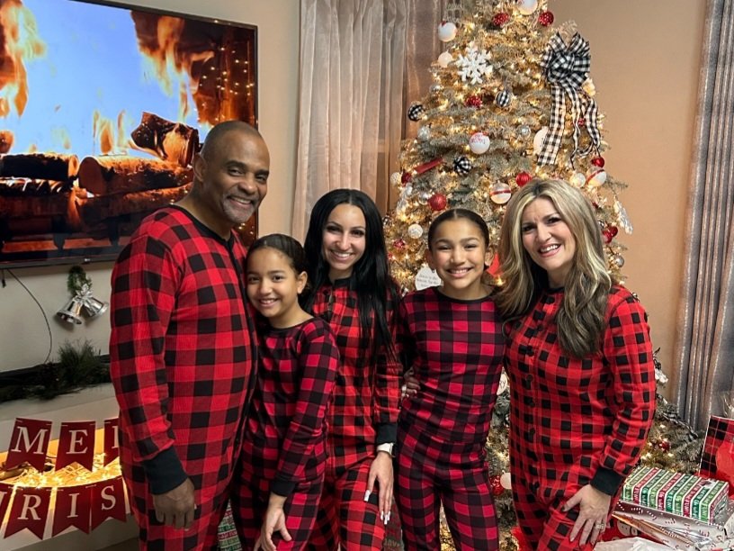 Merry Christmas to you and yours from me and mine! #jesusisthereasonfortheseason