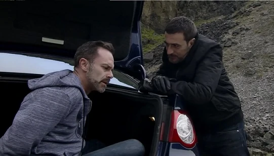 5 years ago today: Billy Mayhew accidentally falls off a cliff after Peter Barlow's revenge backfires over Billy's involvement in Susan's death https://t.co/g3HL9UIP1U https://t.co/45UWWzoqeM