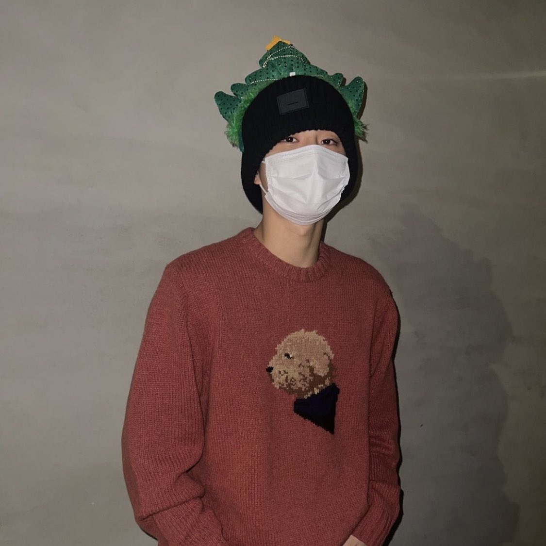 itsminjuw's tweet photo. Tadi manusia ini baru aja usap2 tangan, masih jawab jg pas ditanya. Trs blm ada semenit, tau2 udh ngorok aja luuuu hahaha😭 good night ayang wufyuu!❤️ @captjung98 https://t.co/JWyQQs0aL9