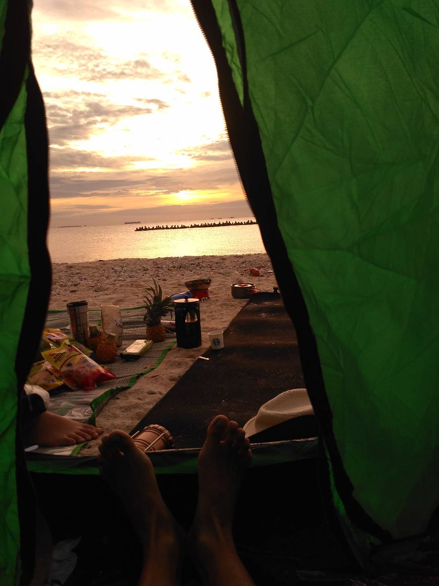 quitebeach's tweet photo. duh lagi kangen bgt pengen nge camp di pinggir pantai 🥲 https://t.co/2D7fSHrzdn