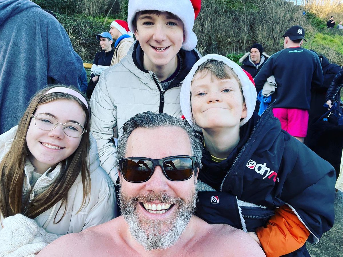 Swim 212/365…no sick bed could keep me from the sea on Christmas morning! #AYearInTheDrink #365Swims #25thDecember #ChristmasSwim #7MinuteSwim #BalscaddenBay #Howth #63450mIn212Swims @outdoorswimming @LoveFingalDub @VisitHowth_