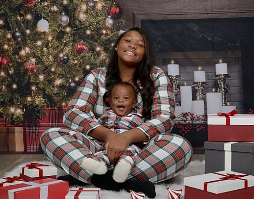 PrettyMeikk's tweet image. Merry Christmas 🎄