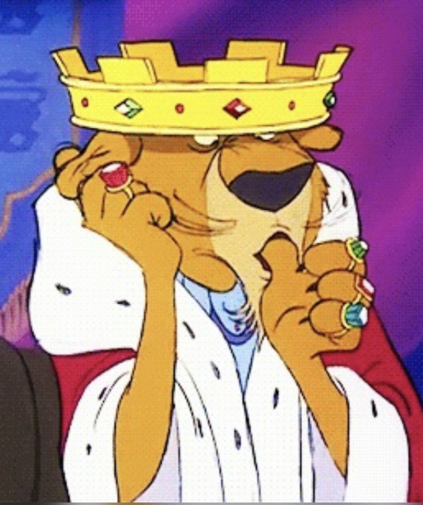 Ho appena visto il discorso di Carlo, mi è sembrato troppo sobrio. Io mi sarei presentata con corona, mantello, scettro e anelli ad ogni dito.