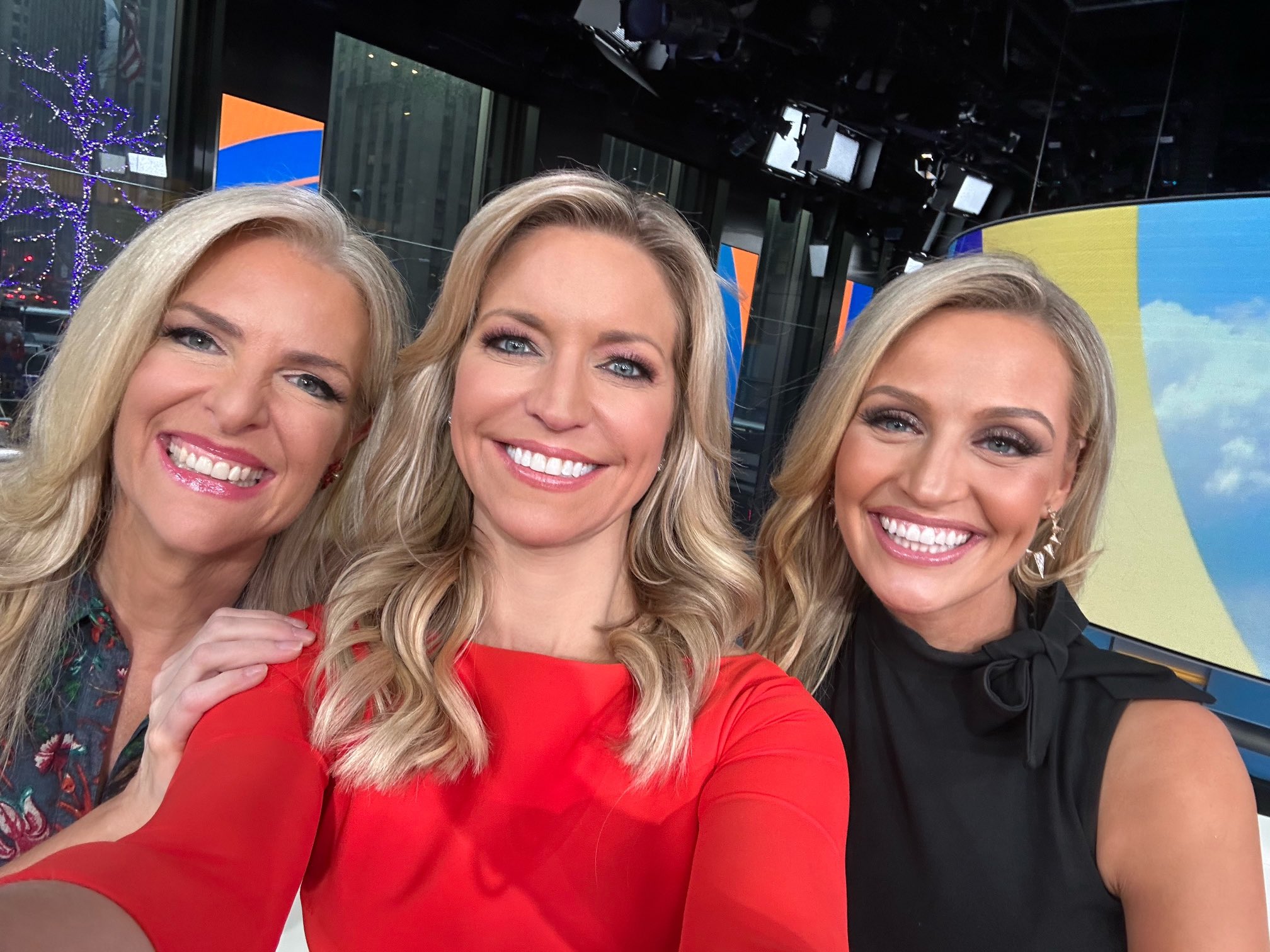 Janice Dean on X: "On this very special #Christmas episode of  #TheJaniceDeanPodcast ⁦@ainsleyearhardt⁩ and ⁦@CarleyShimkus⁩ share their  favorite holiday memories and what they're up to today! Here's the link:  https://t.co/G9iy2s1glJ https://t.co ...