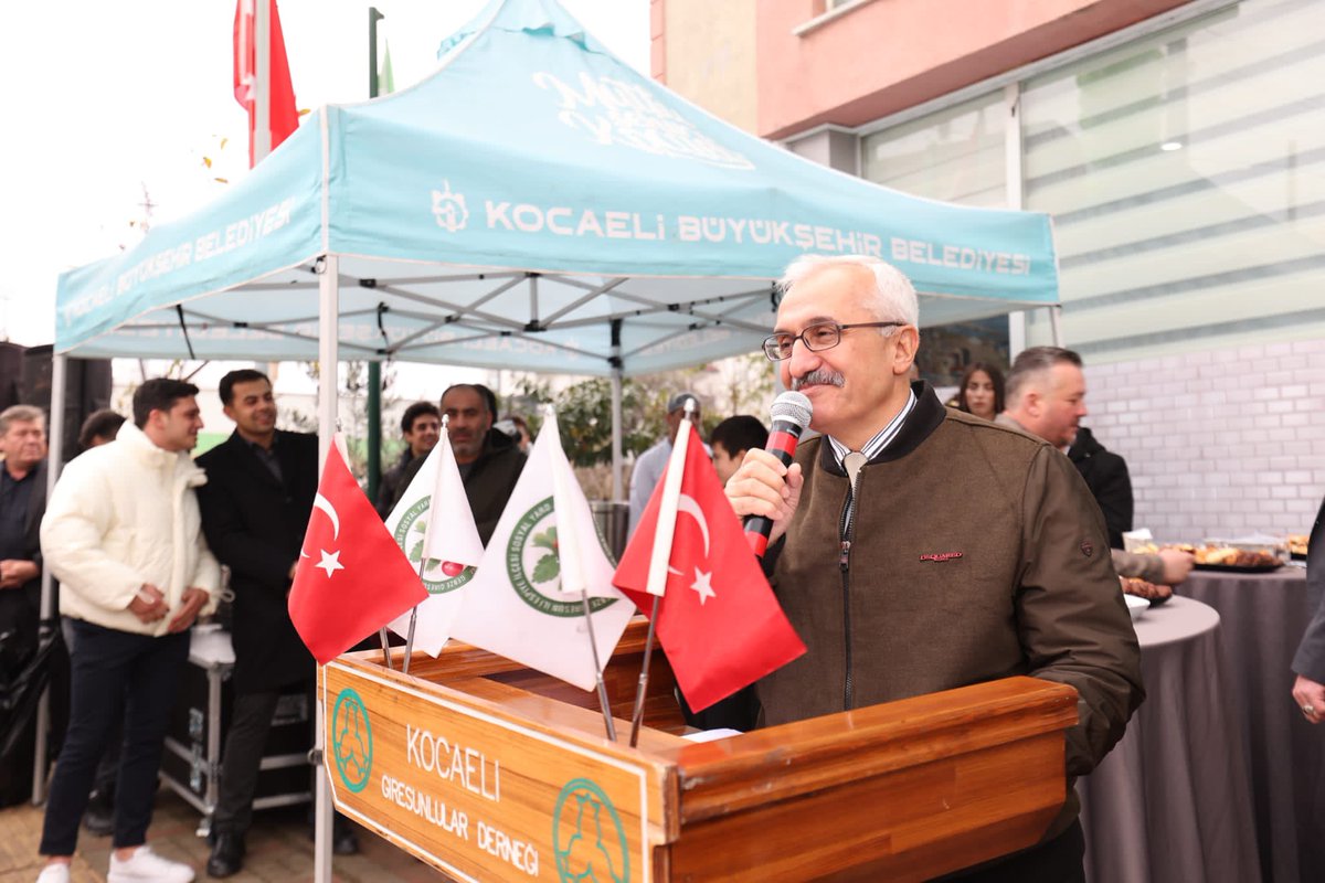 Dernekler Topluluğu Genel Merkezimiz sn Valimiz <a href="/SeddarYavuz/">Seddar Yavuz</a> ve Kıymetli Katılımcılar hemşehrileriz vekillerizin iştirakiyle Açıldı. <a href="/KocaeliGiresun/">KOCAELİ GİRESUNLULAR</a> <a href="/tahsintarhan/">Tahsin Tarhan</a> <a href="/EmecanGulizar/">Emine Gülizar EMECAN</a>