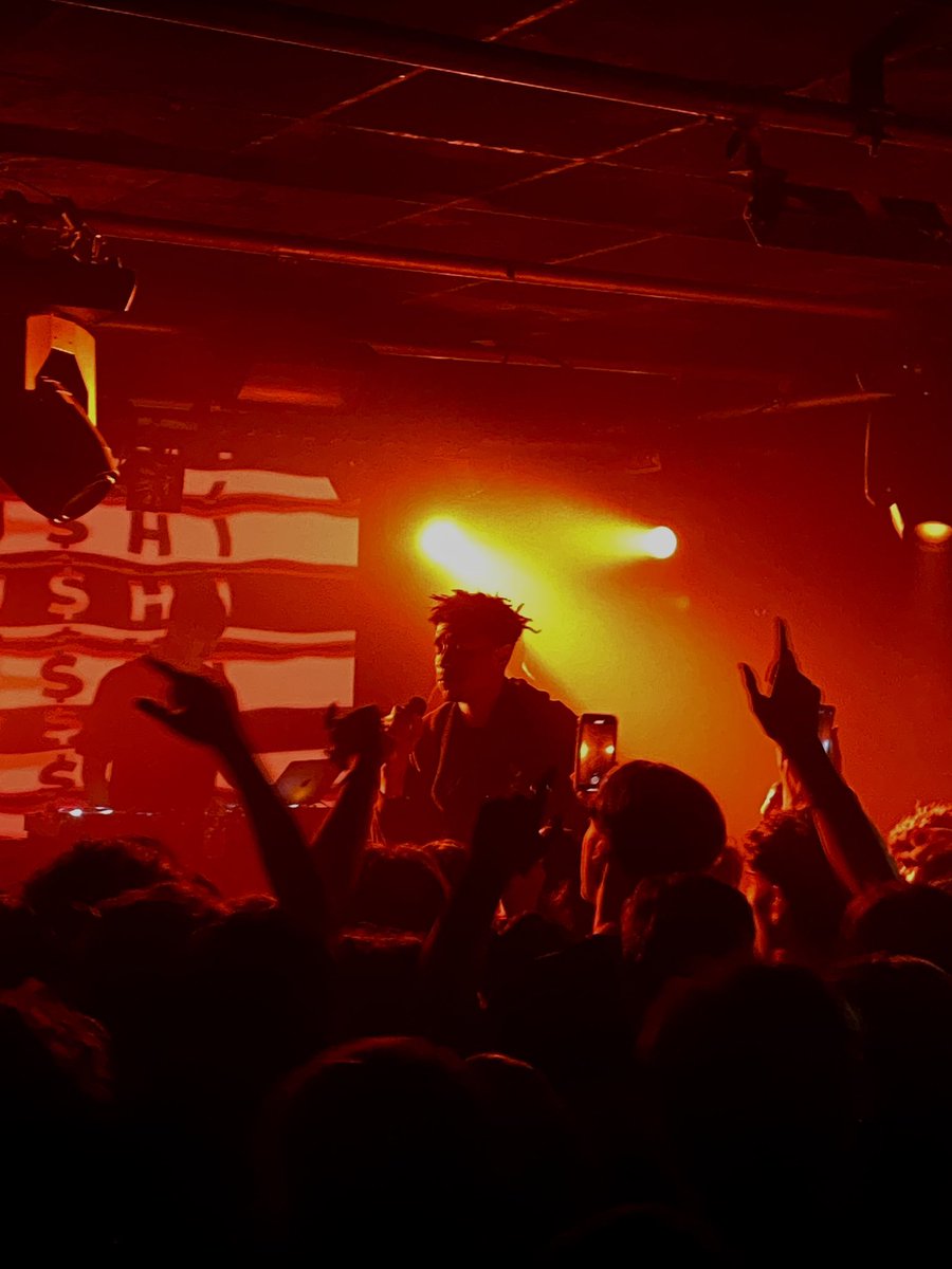 Ewen Haze tweet media