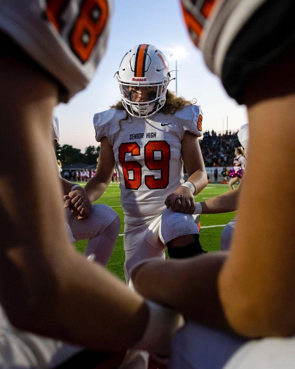Senior Bronc Football tweet media