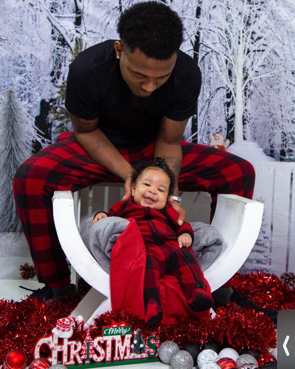 LulTank's tweet image. Happy holidays 🎄🎁🎉 from me and My Malani💕🧸🥹