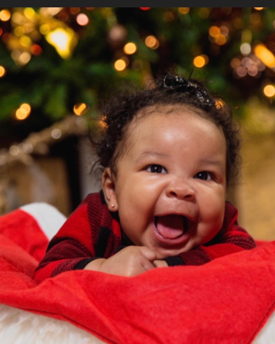 LulTank's tweet image. Happy holidays 🎄🎁🎉 from me and My Malani💕🧸🥹
