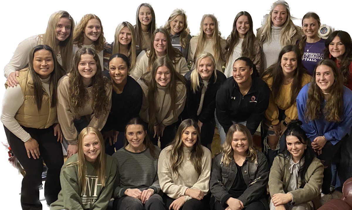 Merry Christmas from TNU Softball! 🎄💚🎄