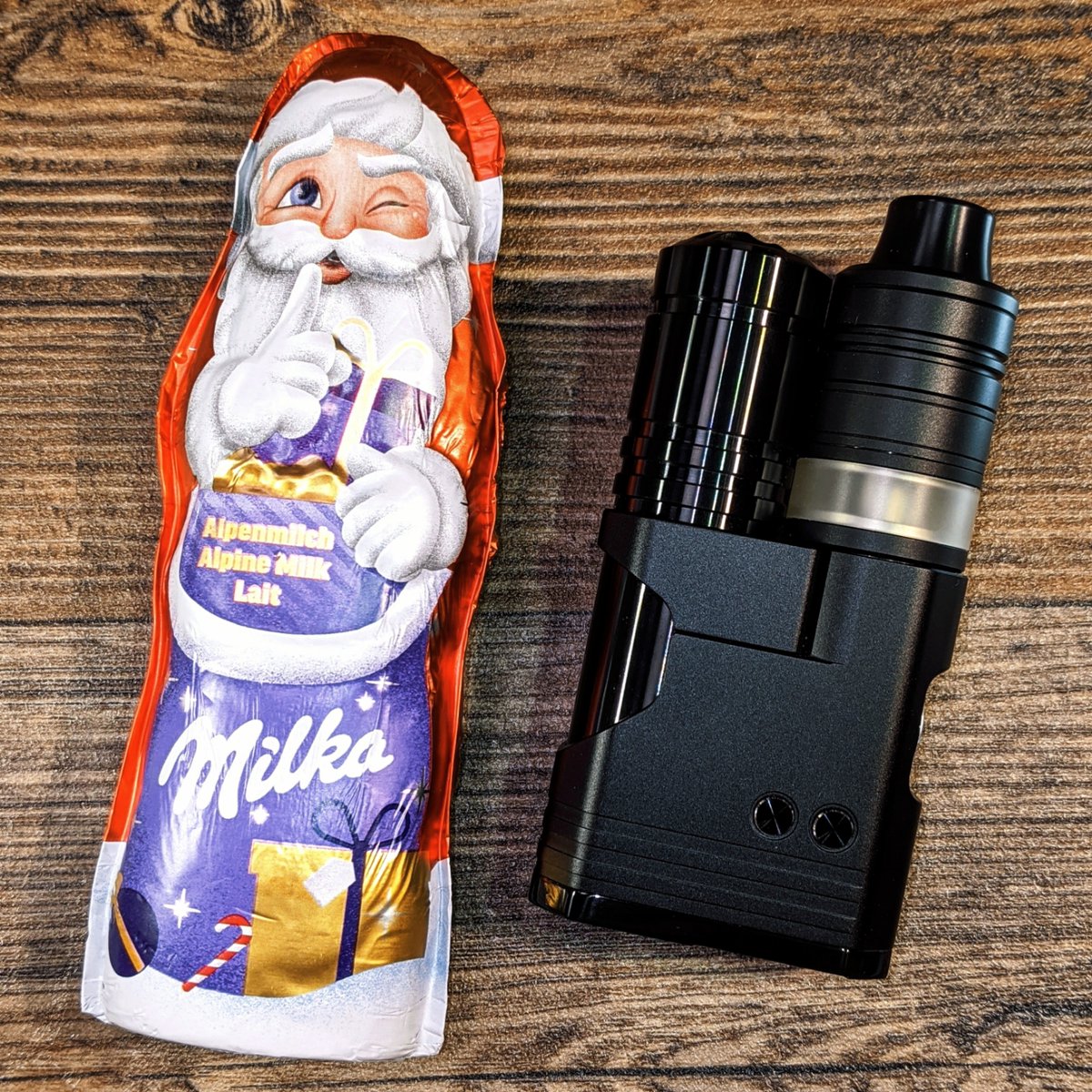 social.tchncs.de/@n8zug/1095752…

Happy #Vapemas!
Auch hinter dem 25. Türchen kann sich etwas verstecken.
🎄🎅
Aspire Kumo auf Aspire Mixx.
#vaping #ezigarette #dampfen