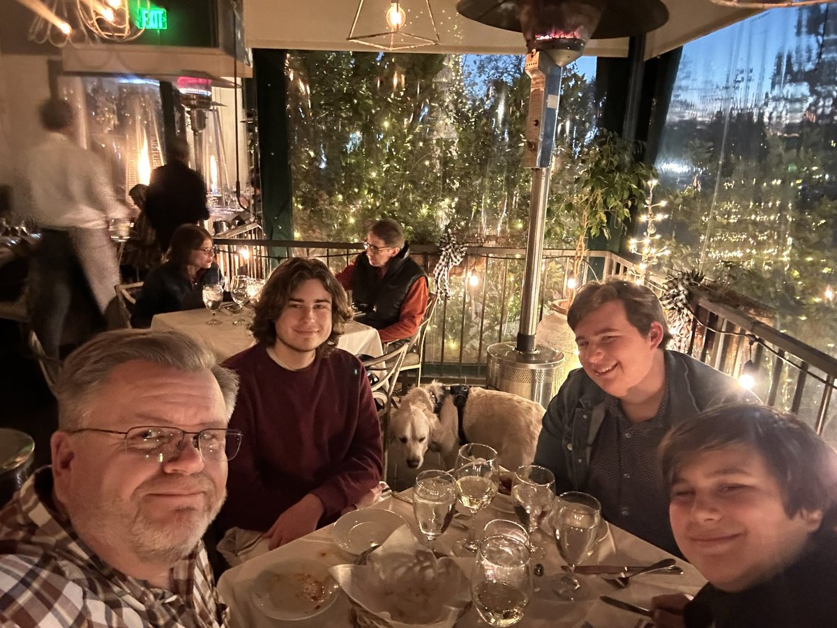 mjharmon1968's tweet photo. Wishing everyone a Merry Christmas! https://t.co/7oJKyRlkcO