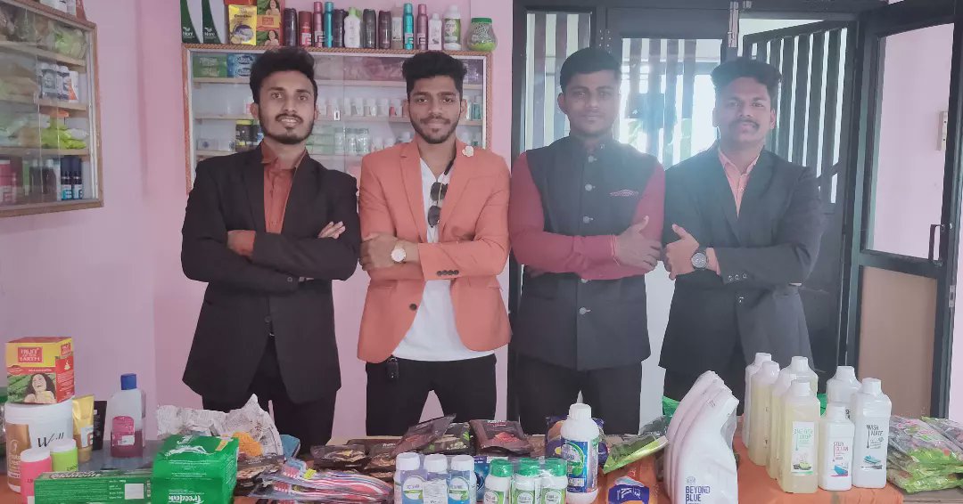 Sukeshkunder1's tweet photo. New Distribution point opened at Miraj Maharashtra😍 Yes we don't have the boundary to expand 💯
#distributionpoint
#miraj #sangli
#udupi #kundapura https://t.co/Tr4WZ3xin0
